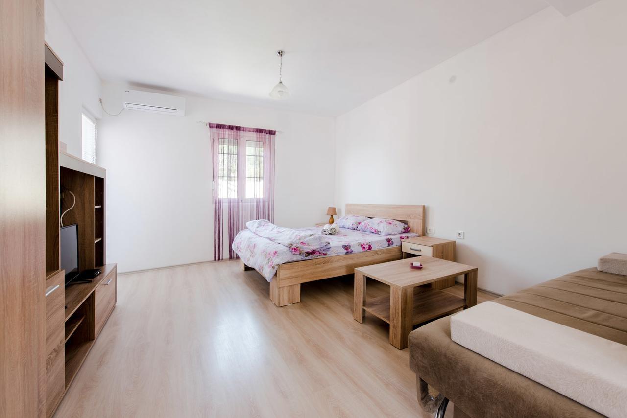 Apartments Vukmarkovic 수토모레 외부 사진